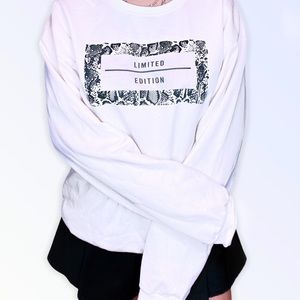 LIMITED EDITION GRAPHIC SWEATSHIRT - GRAPHIC OVERSIZED SWEATSHIRT - CREAM